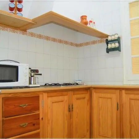 El Sendero Apartment