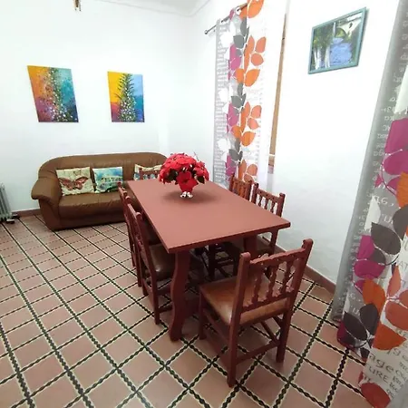 El Sendero Apartment